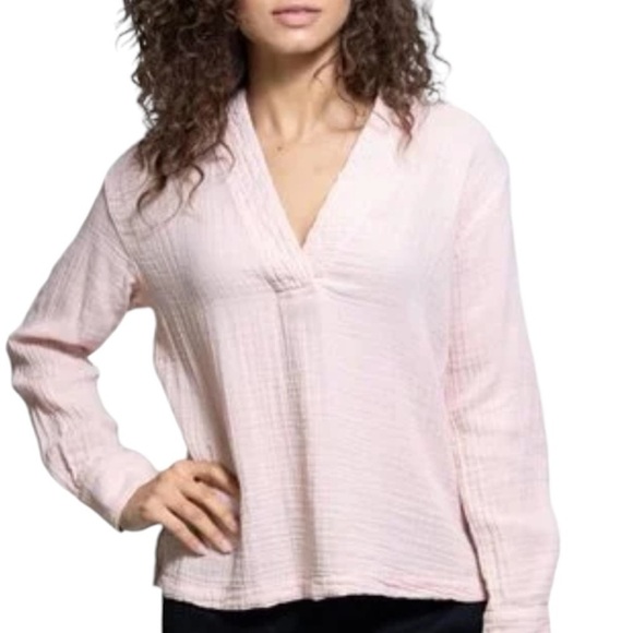 Xirena Ava Chelsea Gauze Top - Picture 1 of 11